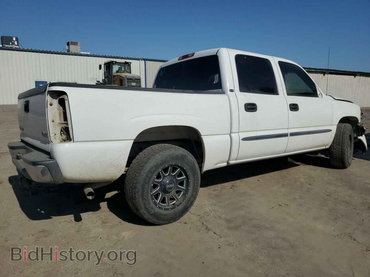 2006 GMC SIERRA - VIN: 2GTEC13T761244539 - Фото 3