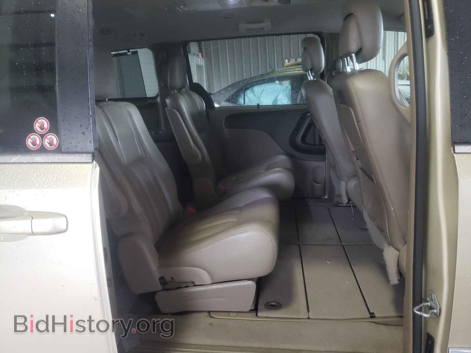2011 CHRYSLER MINIVAN - VIN: 2A4RR8DG5BR610935 - Photo 6