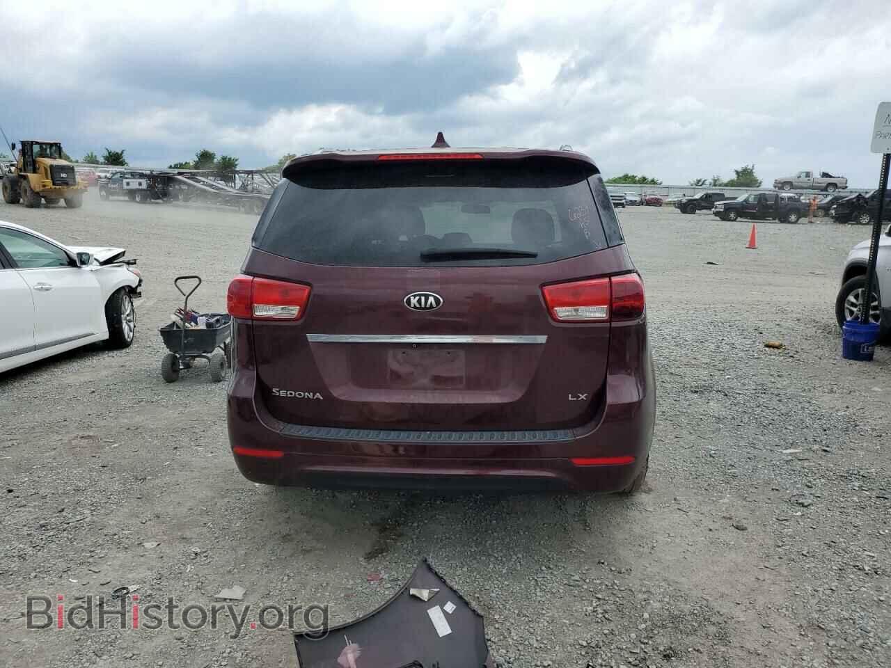 2016 KIA All Models - VIN: KNDMB5C18G6159790 - Фото 6