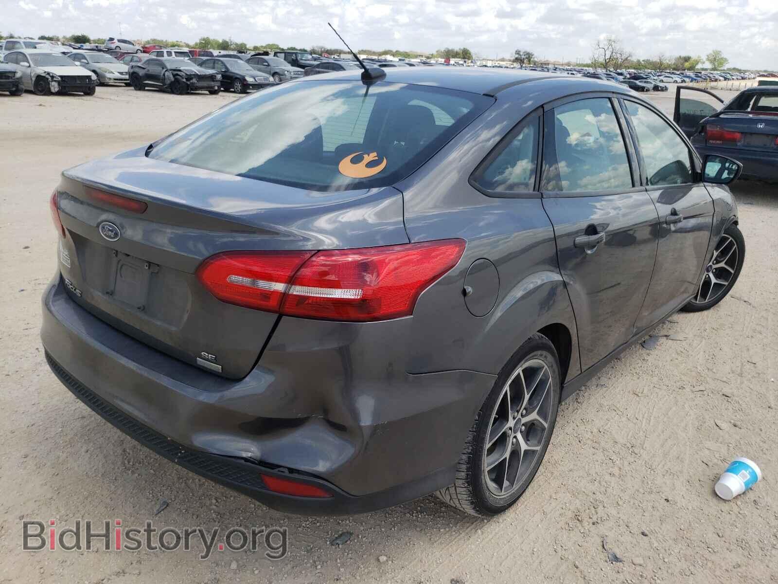 2018 FORD FOCUS - VIN: 1FADP3FE7JL311562 - Фото 4