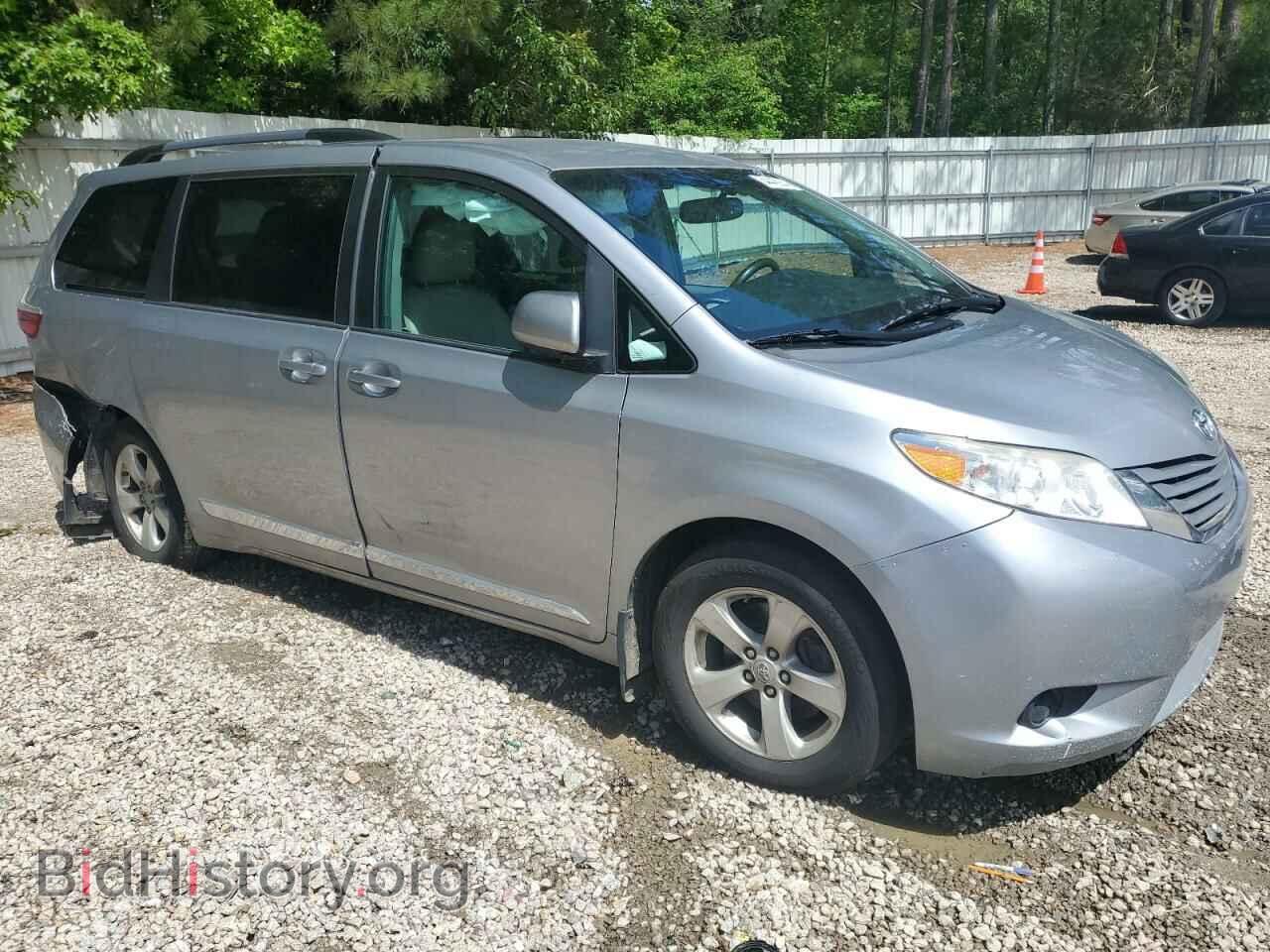 2017 TOYOTA All Models - VIN: 5TDKZ3DC3HS842294 - Фото 4