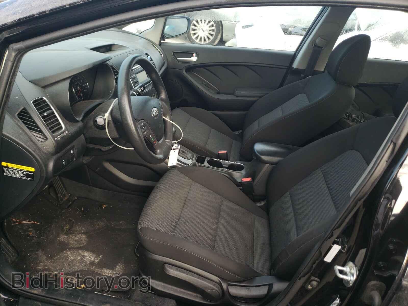 2017 KIA FORTE - VIN: 3KPFK4A78HE131560 - Photo 5