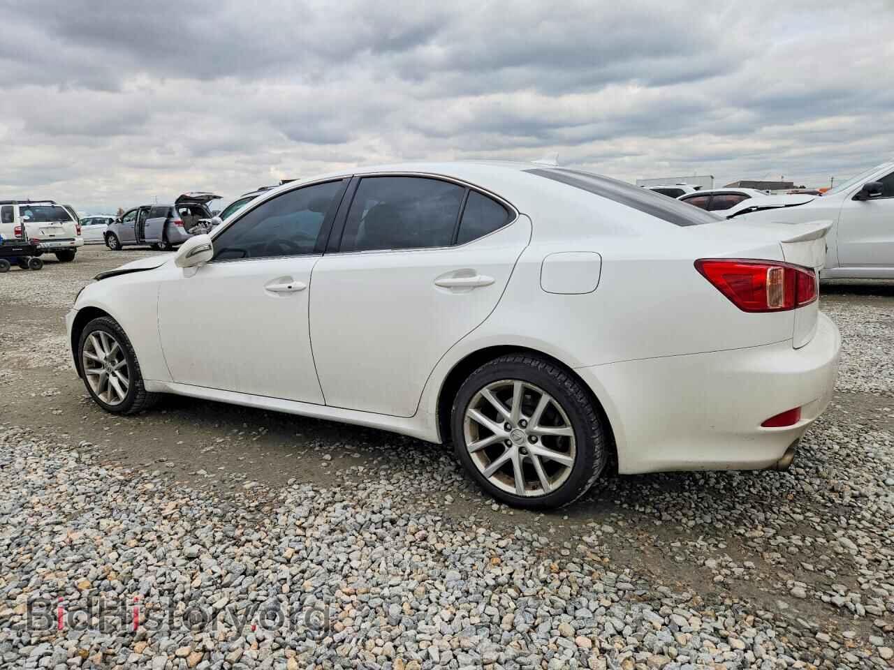 2013 LEXUS IS - VIN: JTHCF5C26D5062385 - Photo 2