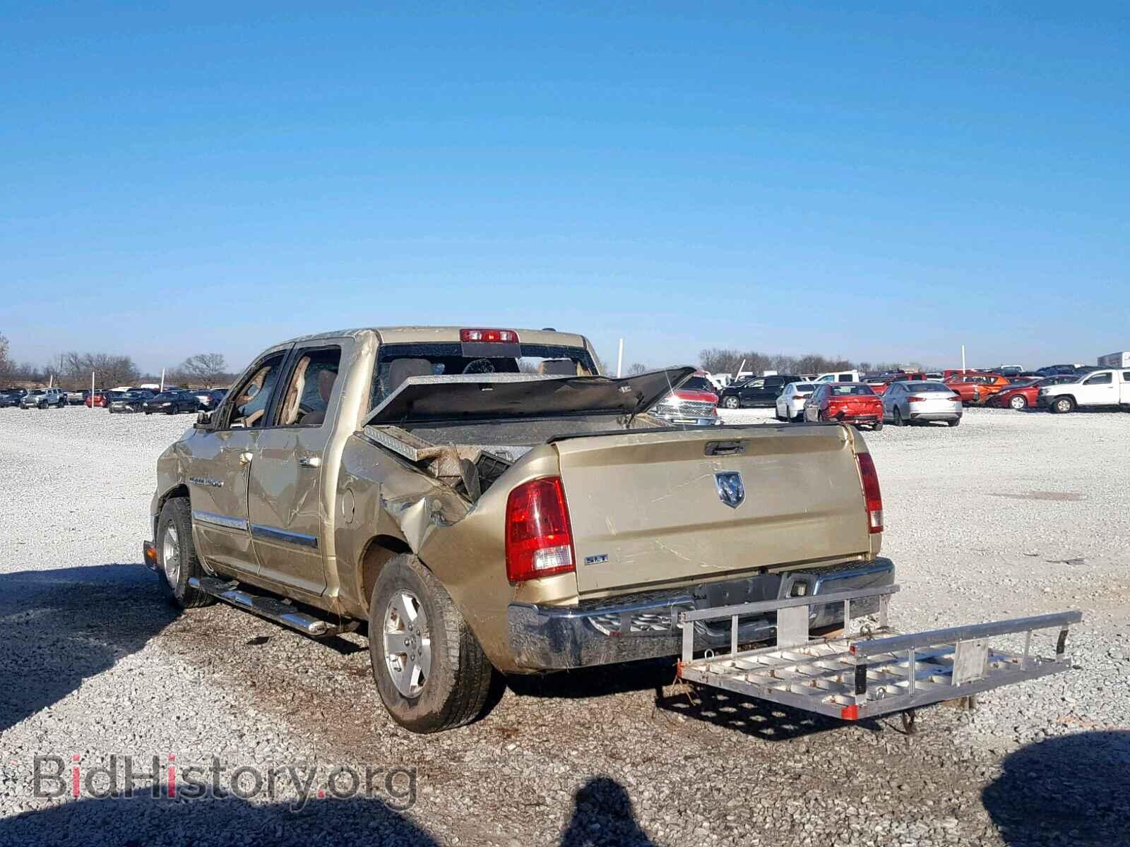 2011 DODGE RAM 1500 - VIN: 1D7RB1CT2BS635876 - Фото 3