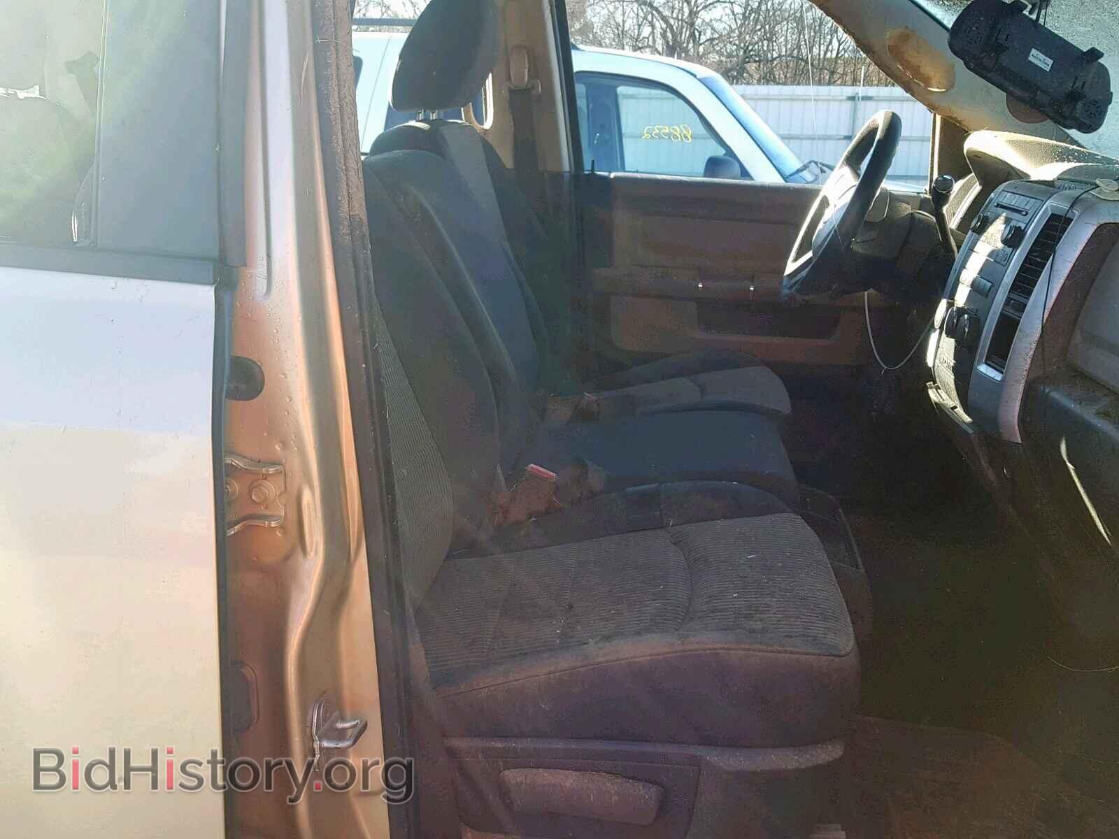2011 DODGE RAM 1500 - VIN: 1D7RB1CT2BS635876 - Фото 5