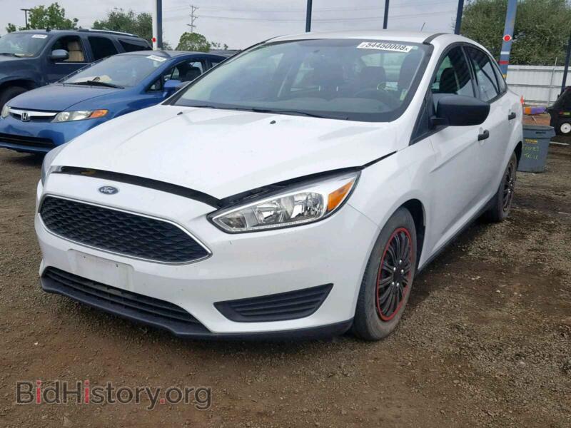2016 Ford FOCUS (VIN 1FADP3E23GL372780) — фото 2 из 10