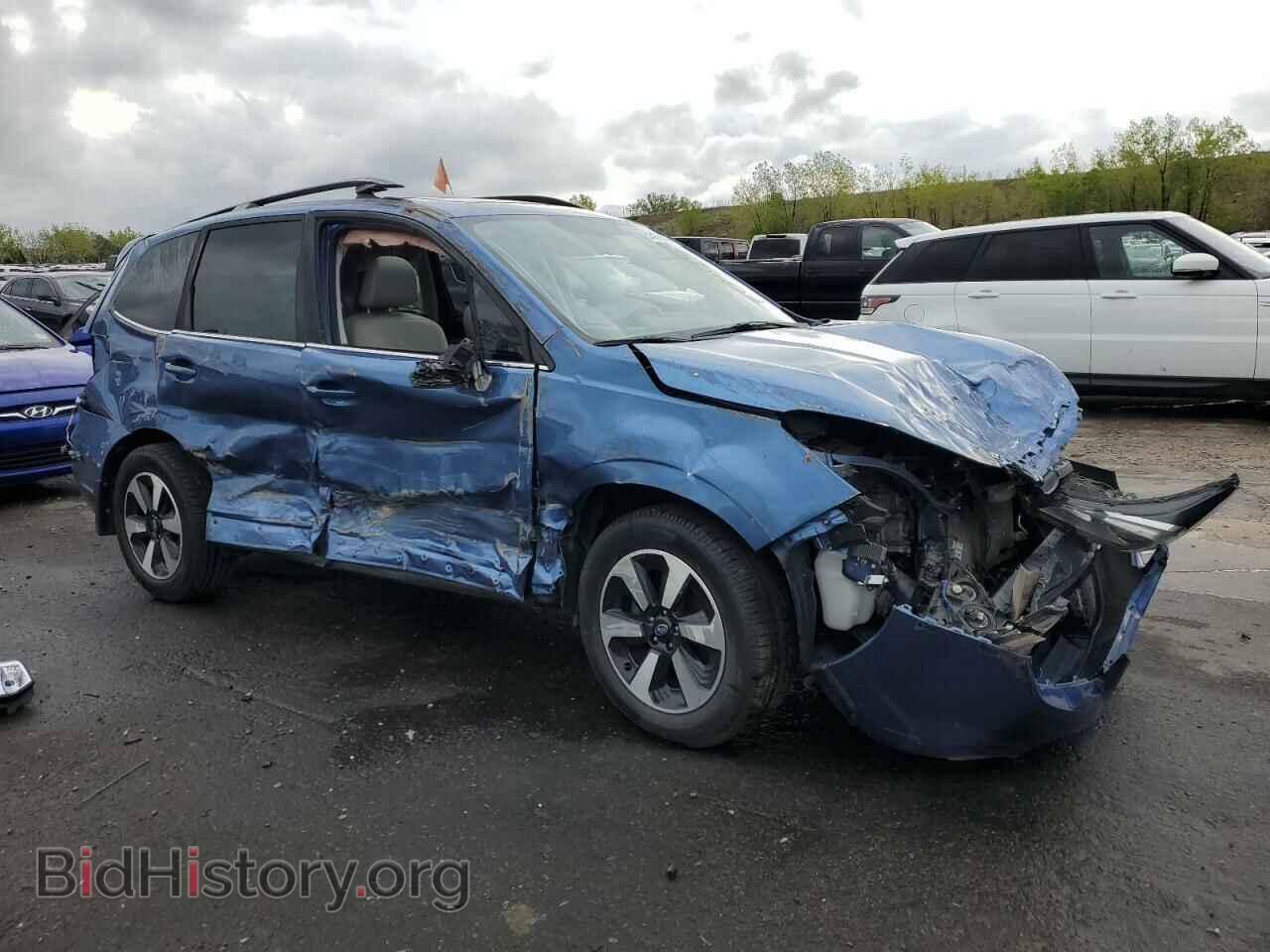 2017 SUBARU FORESTER - VIN: JF2SJAJC0HH804060 - Фото 4
