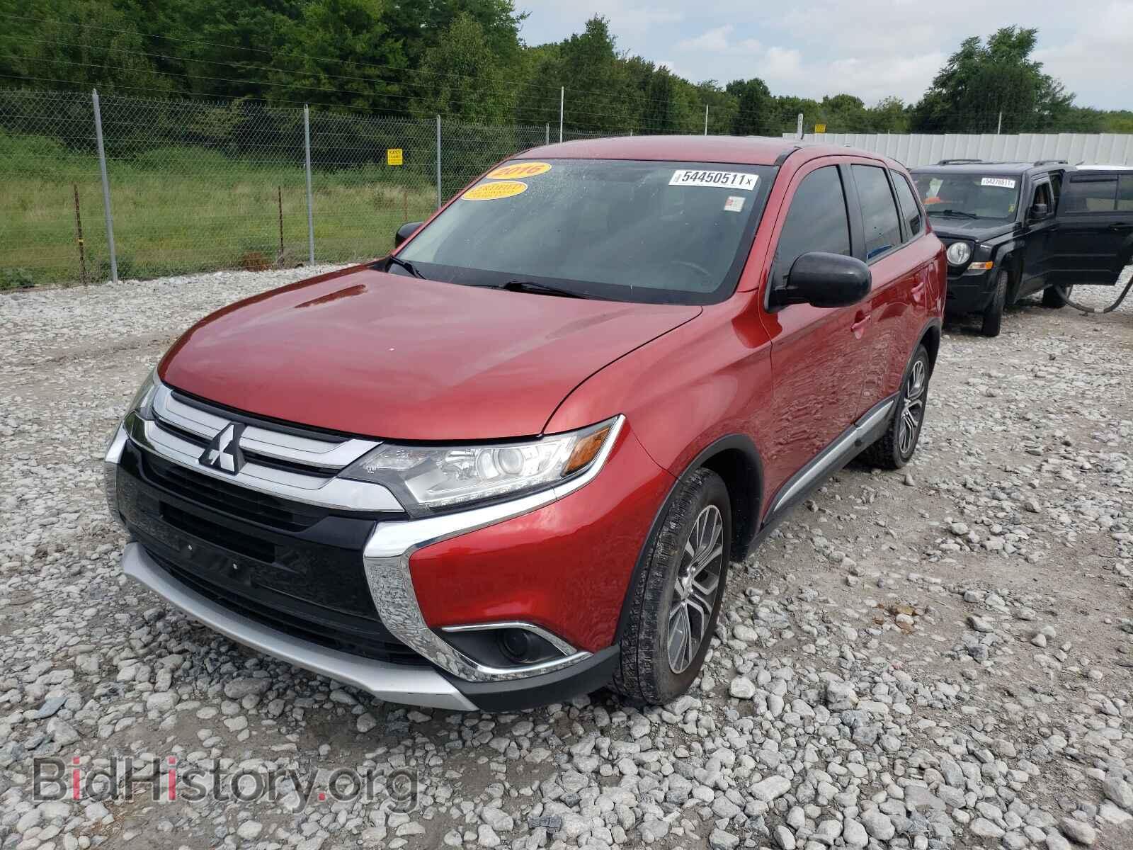 2016 MITSUBISHI OUTLANDER - VIN: JA4AD2A35GZ021777 - Фото 9