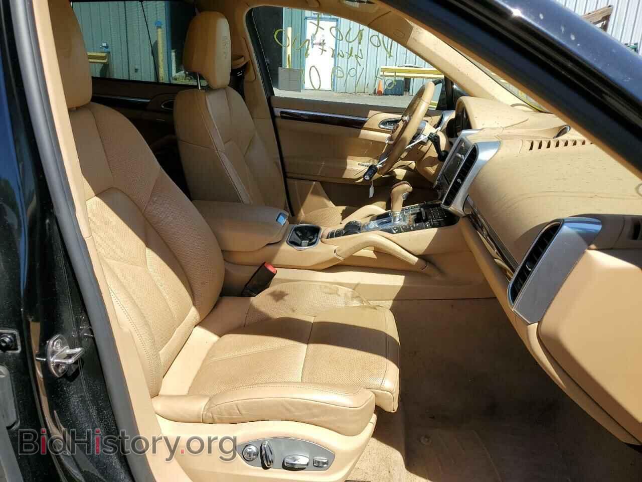 2017 PORSCHE CAYENNE - VIN: WP1AA2A28HKA84838 - Фото 5