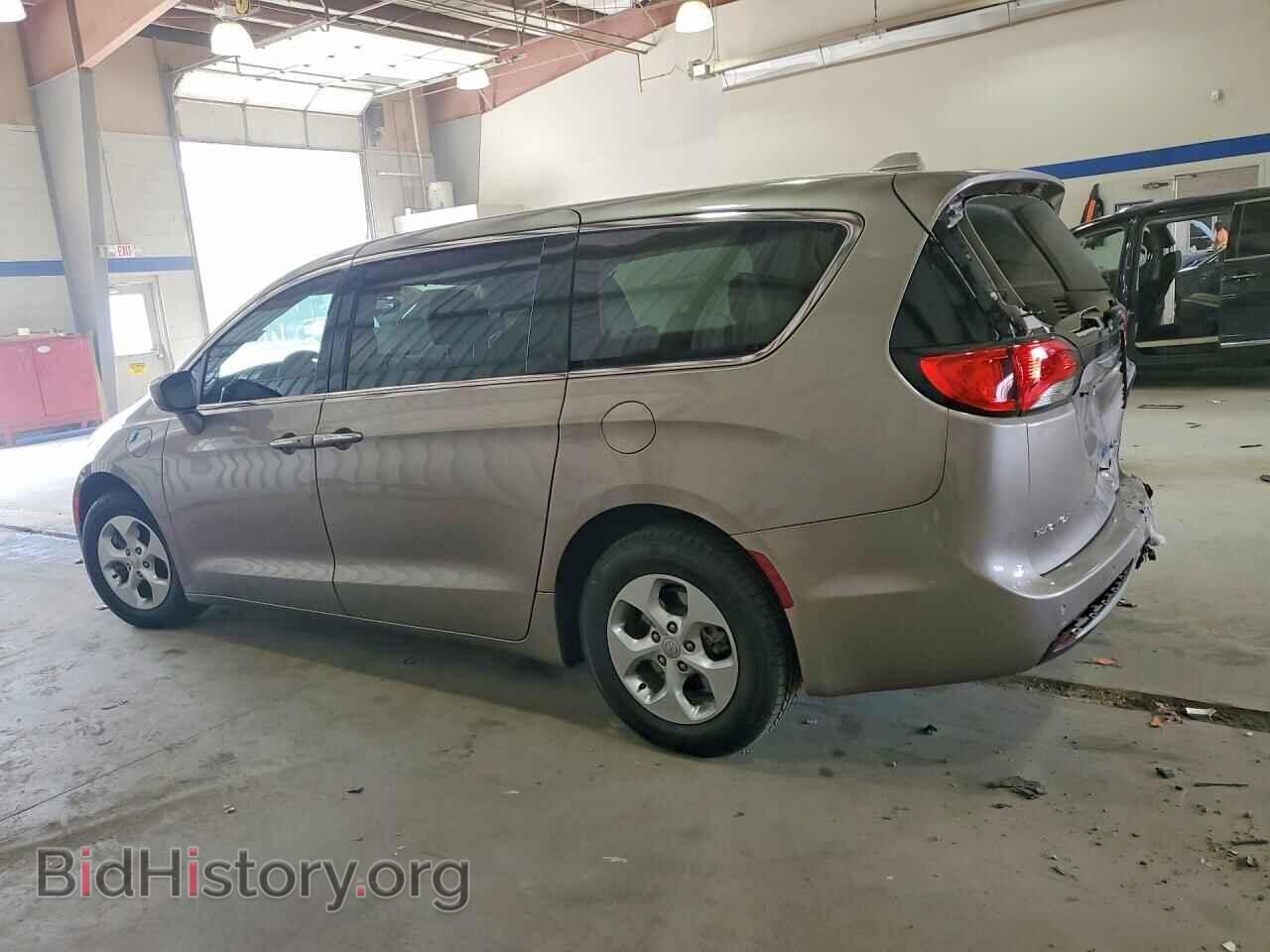 2018 CHRYSLER PACIFICA - VIN: 2C4RC1H72JR126972 - Photo 2
