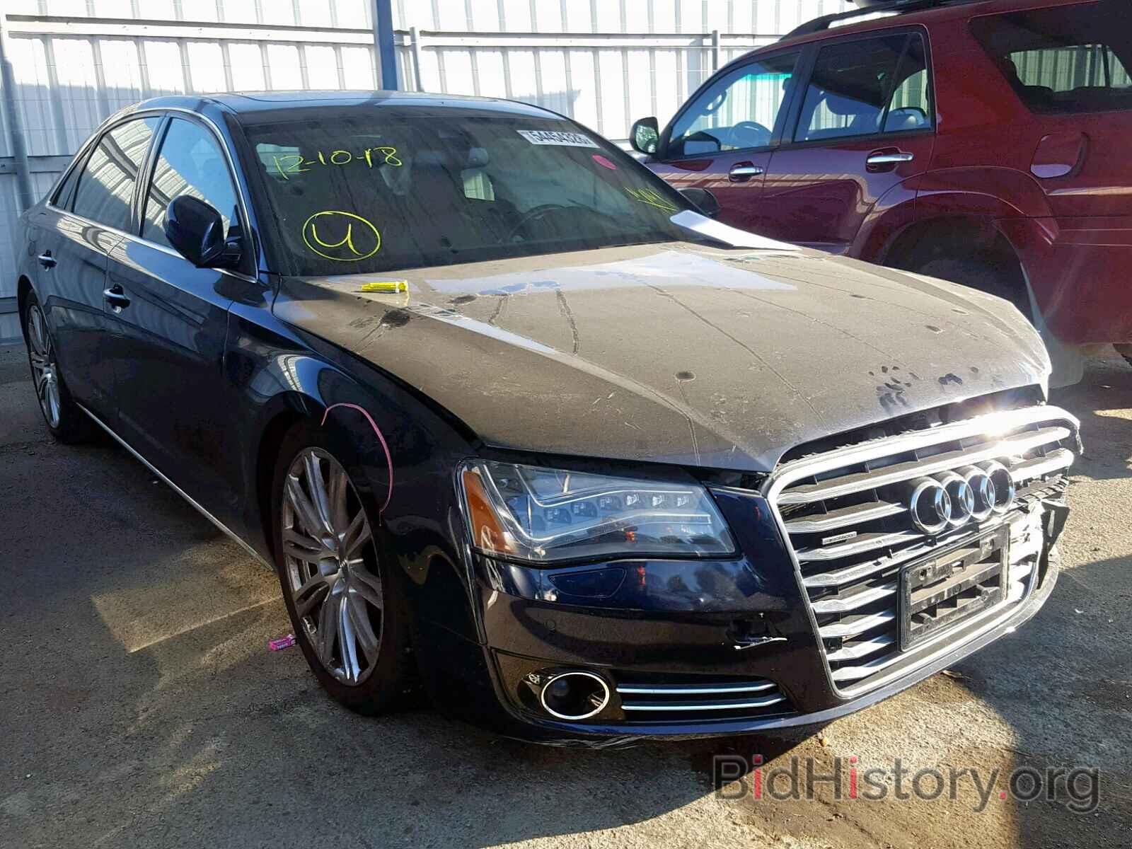 Photo WAURVAFD4CN003576 - AUDI A8 2012