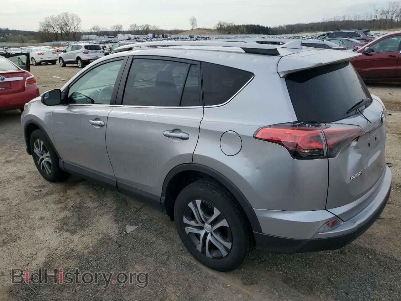 2017 TOYOTA RAV4 - VIN: 2T3BFREV2HW585168 - Фото 2