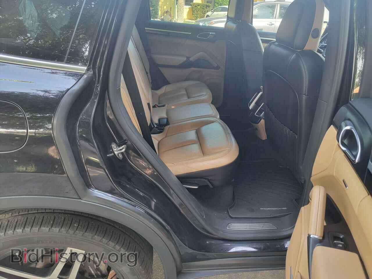 2016 PORSCHE CAYENNE - VIN: WP1AA2A26GLA10262 - Photo 6