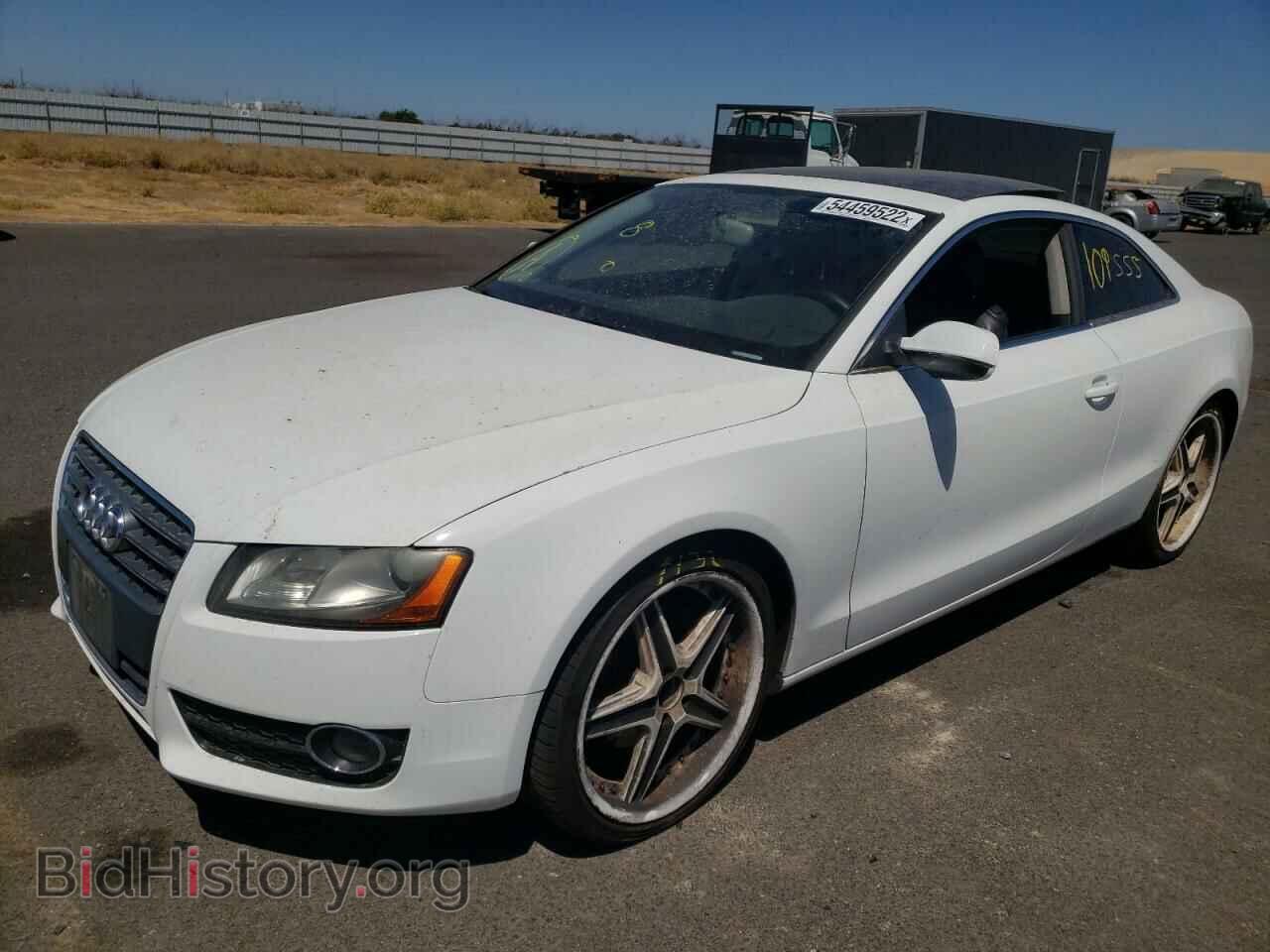 2011 AUDI A5 - VIN: WAUCFAFR2BA067944 - Фото 2