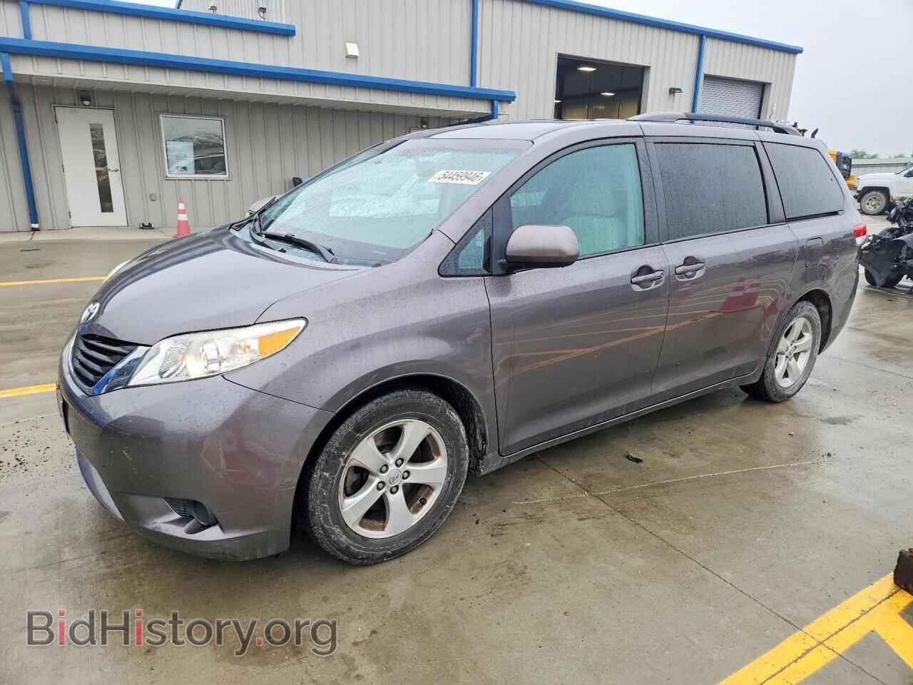 Photo 5TDKK3DC5DS388127 - TOYOTA SIENNA 2013
