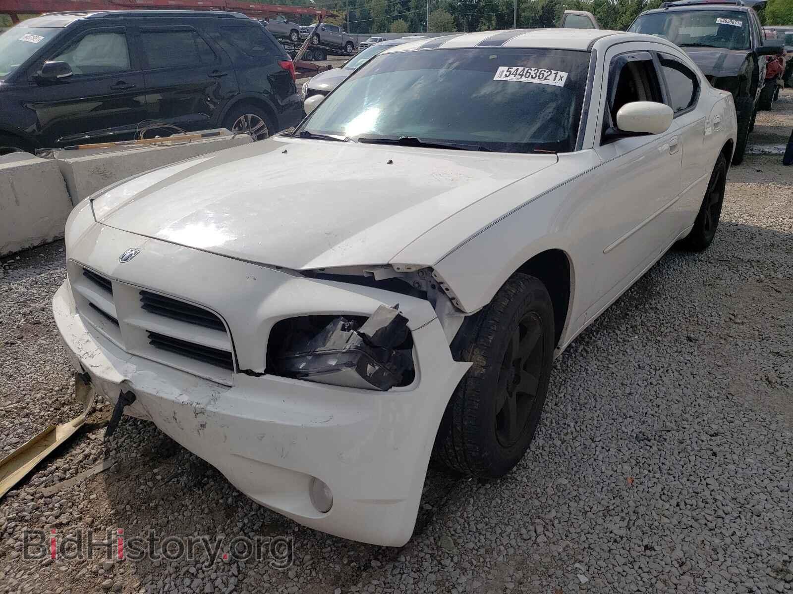 2010 DODGE CHARGER - VIN: 2B3CA3CV2AH155828 - Фото 2