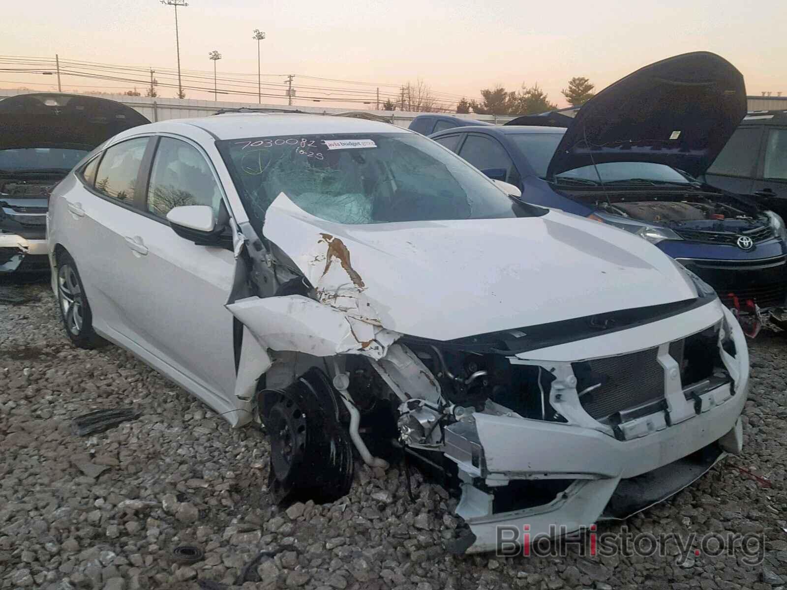 Photo 2HGFC2F53JH548816 - HONDA CIVIC LX 2018