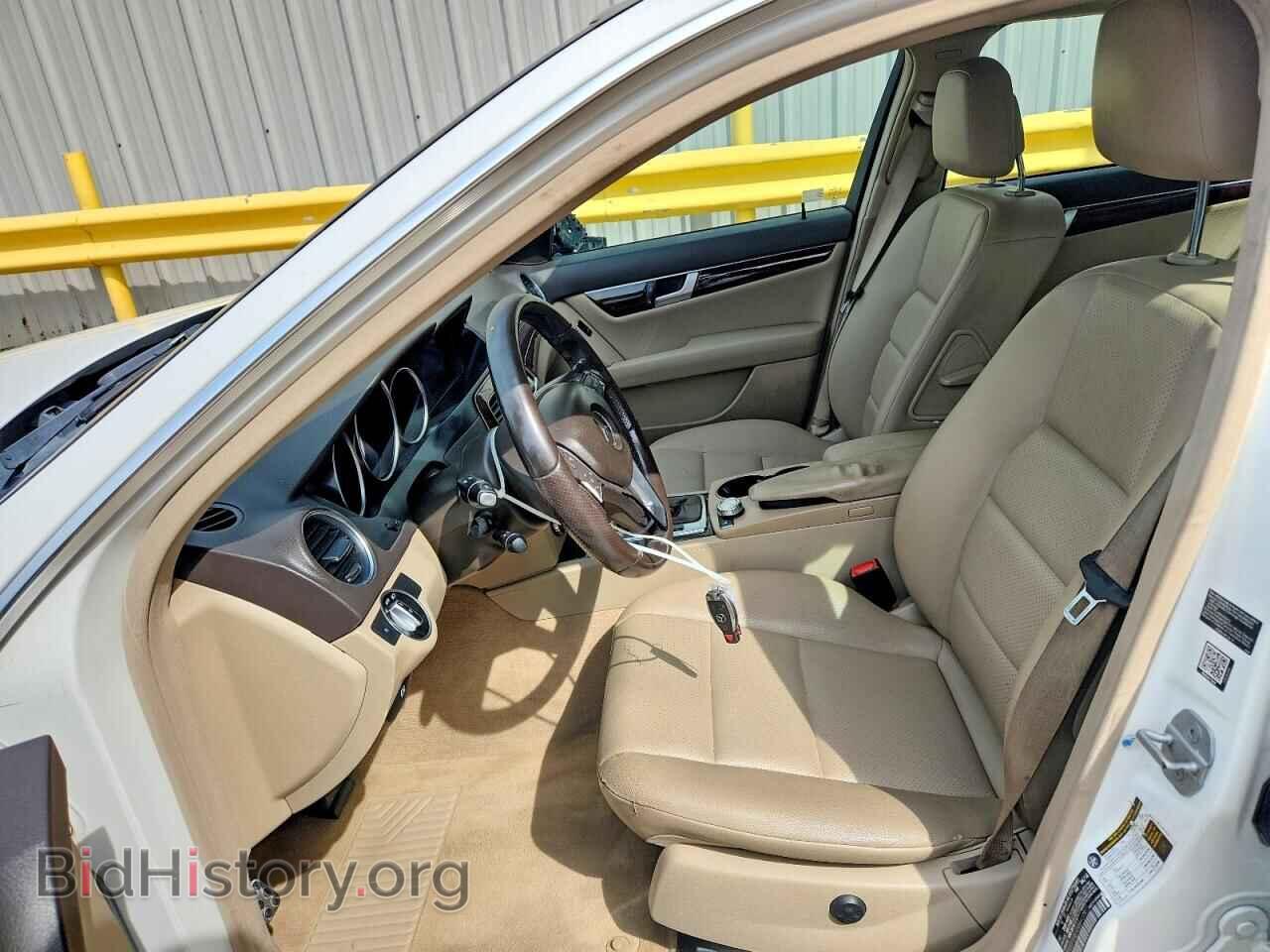 2014 MERCEDES-BENZ C-CLASS - VIN: WDDGF4HB1EA964379 - Photo 7
