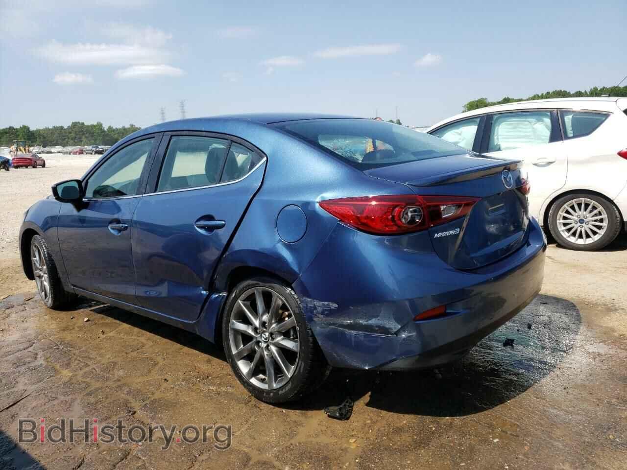 2018 MAZDA 3 - VIN: 3MZBN1V37JM235607 - Photo 2