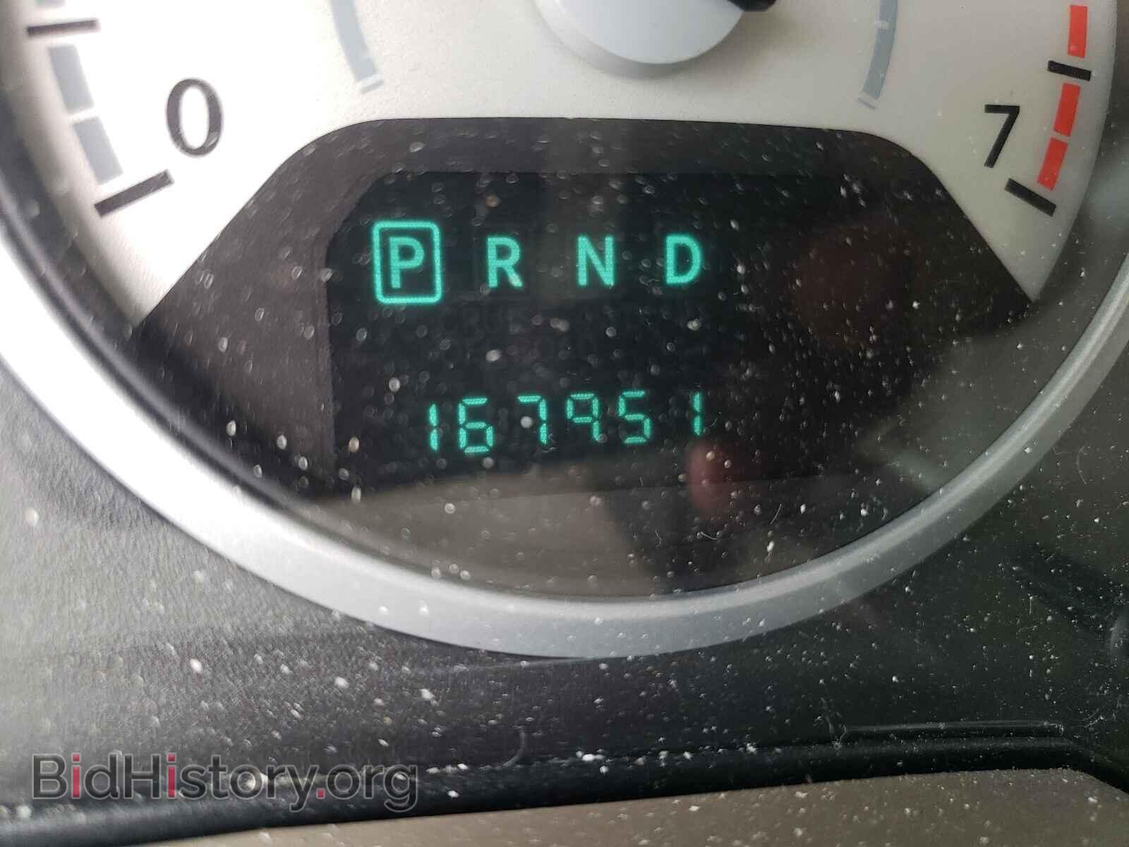 2008 CHRYSLER MINIVAN - VIN: 2A8HR54P28R818742 - Фото 8
