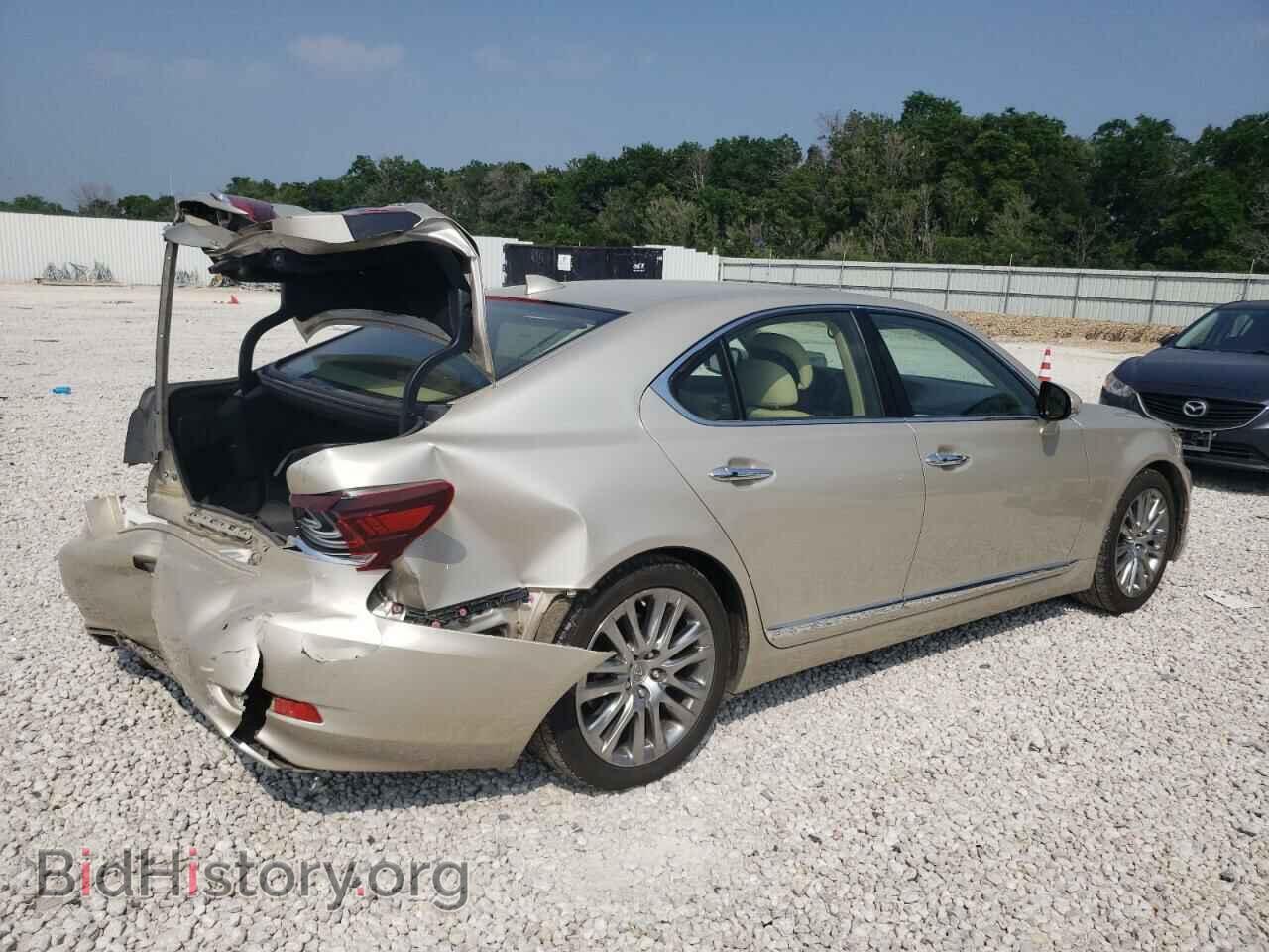 2016 LEXUS LS460 - VIN: JTHBL5EF5G5140793 - Photo 3