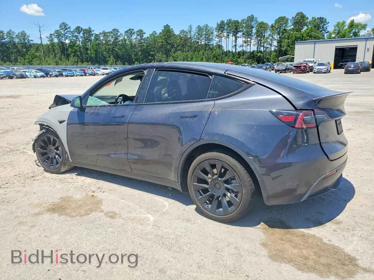2025 TESLA MODEL Y - VIN: 7SAYGDED7SA372568 - Photo 2