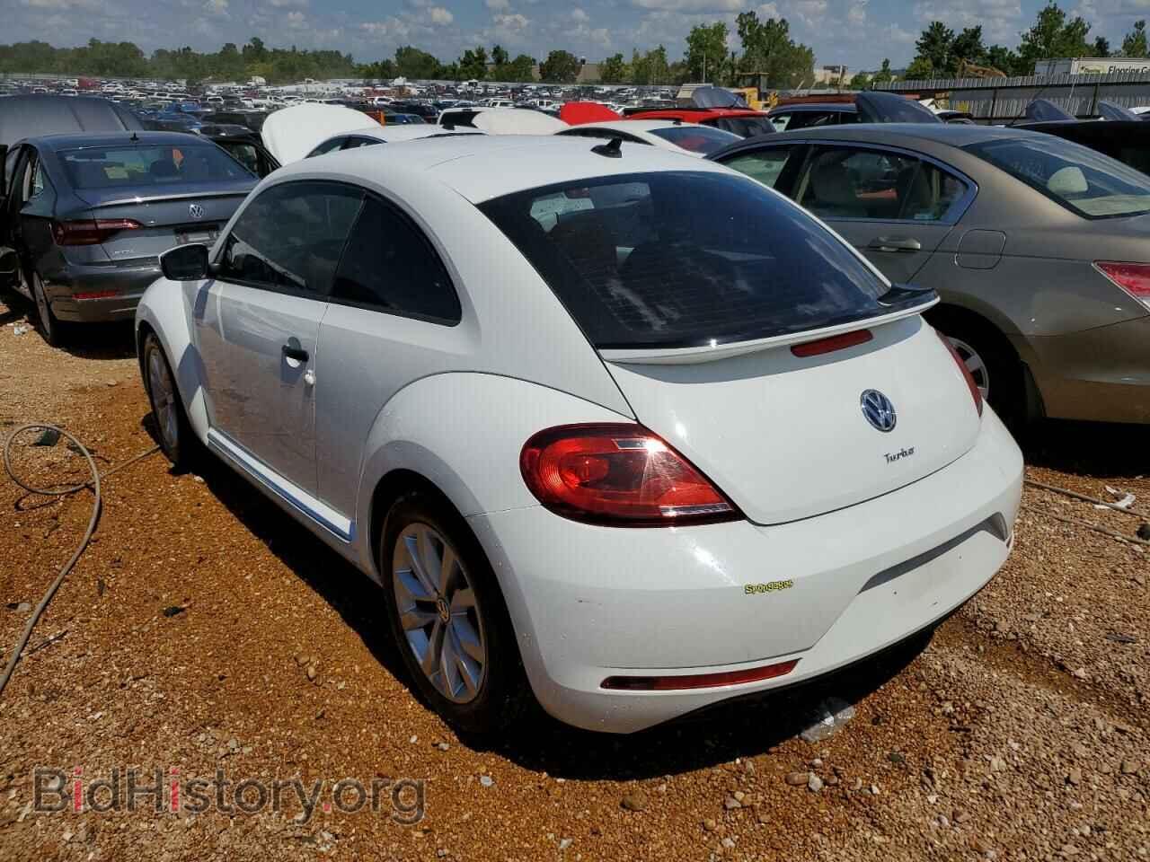 2017 VOLKSWAGEN BEETLE - VIN: 3VWF17AT5HM631227 - Фото 3