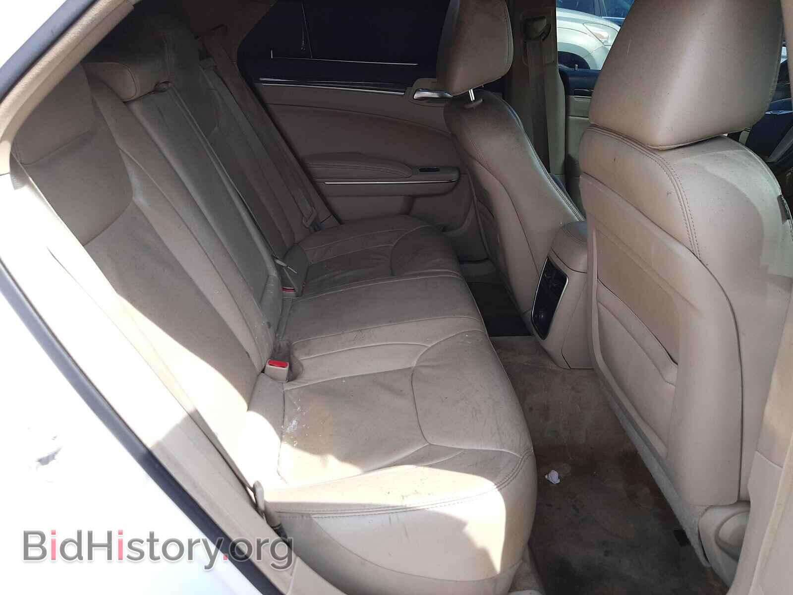 2014 CHRYSLER 300 - VIN: 2C3CCAAG0EH327270 - Фото 6