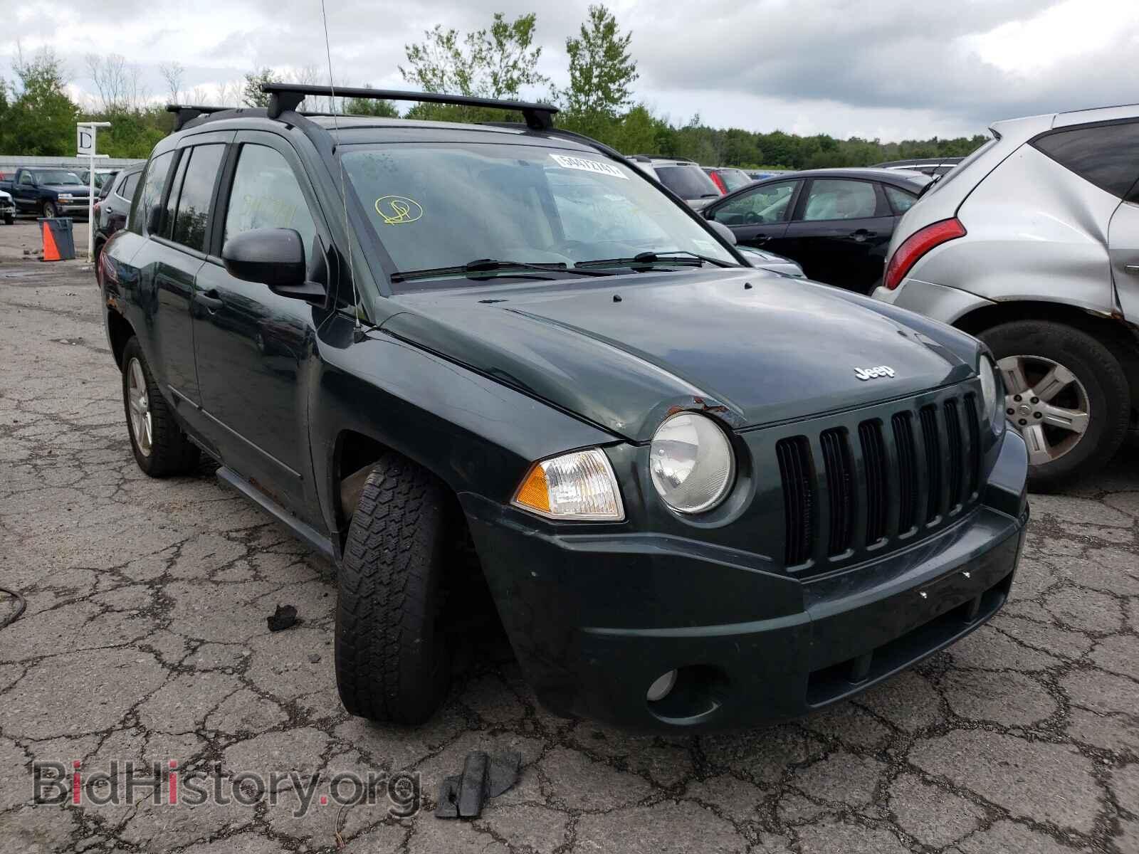 Photo 1J4NF1FB5AD623217 - JEEP COMPASS 2010