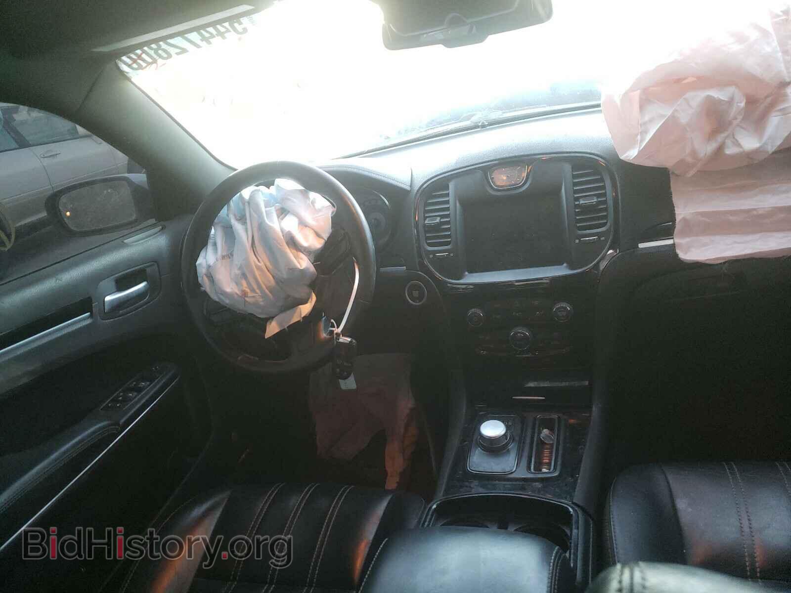 2017 CHRYSLER 300 - VIN: 2C3CCAGG0HH522037 - Фото 9