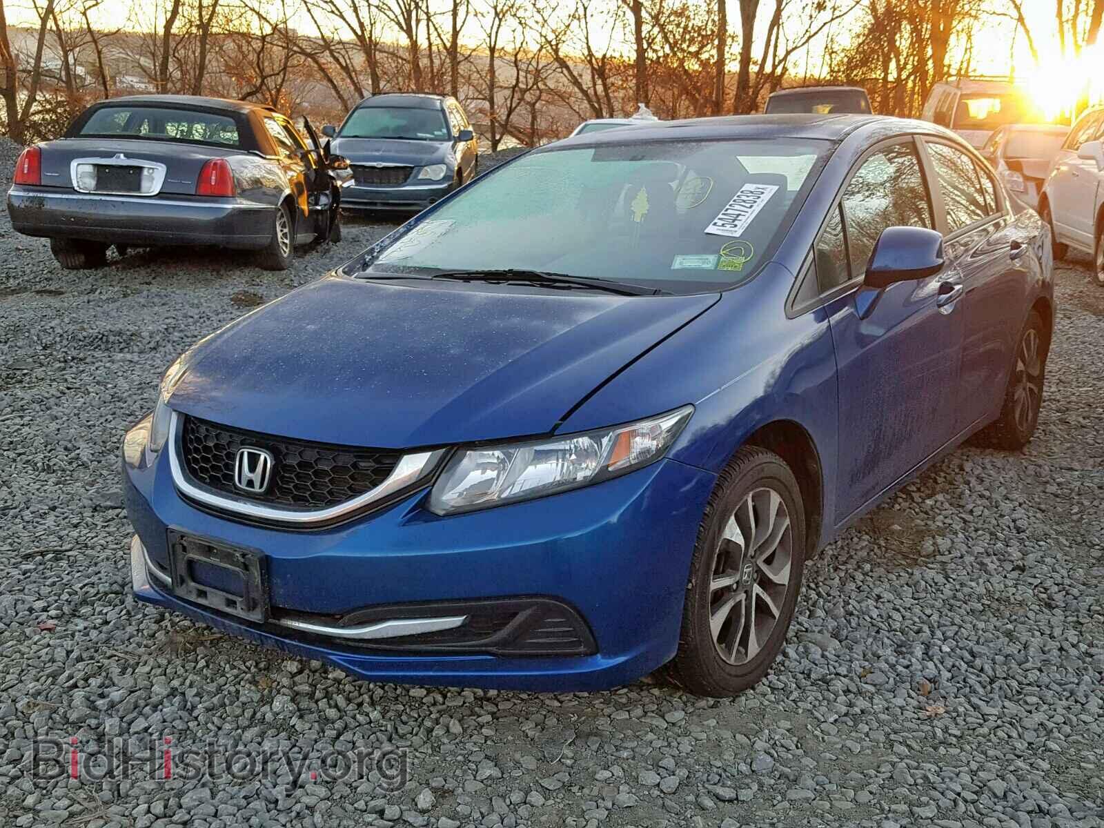 2013 HONDA CIVIC - VIN: 19XFB2F82DE228575 - Фото 2