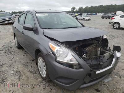 2018 Nissan VERSA VERSA S, gray — VIN 3N1CN7AP1JL887988, Copart