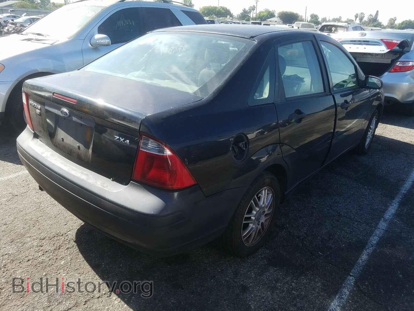 2005 FORD FOCUS - VIN: 1FAFP34N45W150992 - Фото 4