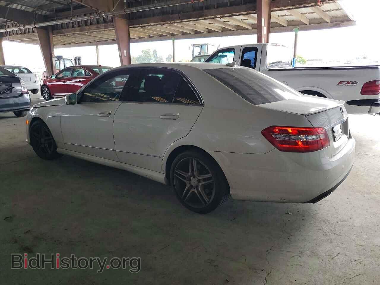 2013 MERCEDES-BENZ E-CLASS - VIN: WDDHF5KB4DA684974 - Фото 2