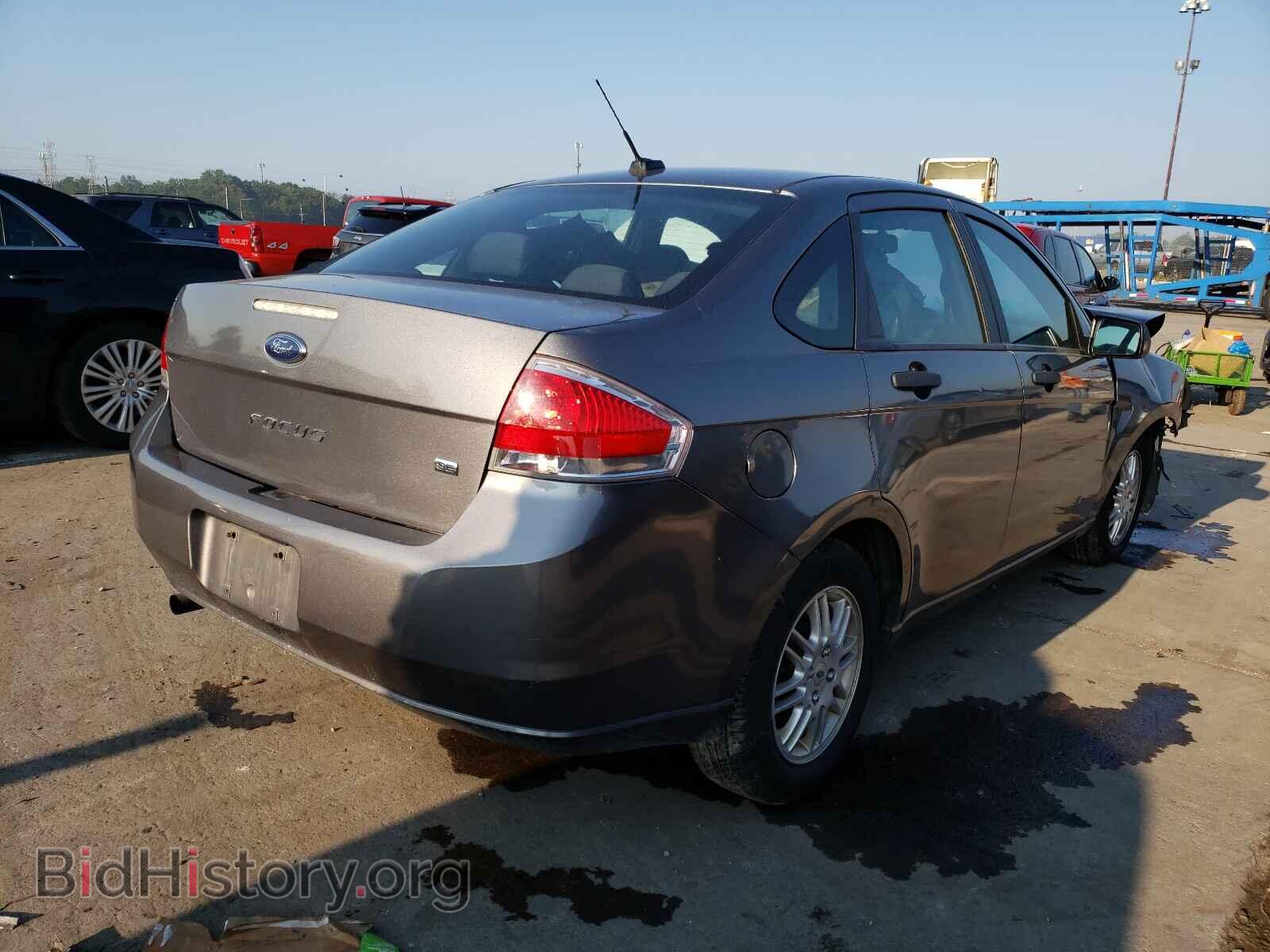 2011 FORD FOCUS - VIN: 1FAHP3FN6BW147125 - Фото 4