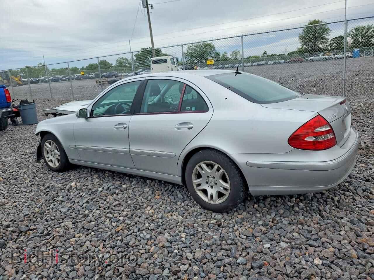 2005 MERCEDES-BENZ E-CLASS - VIN: WDBUF26JX5A608216 - Photo 2