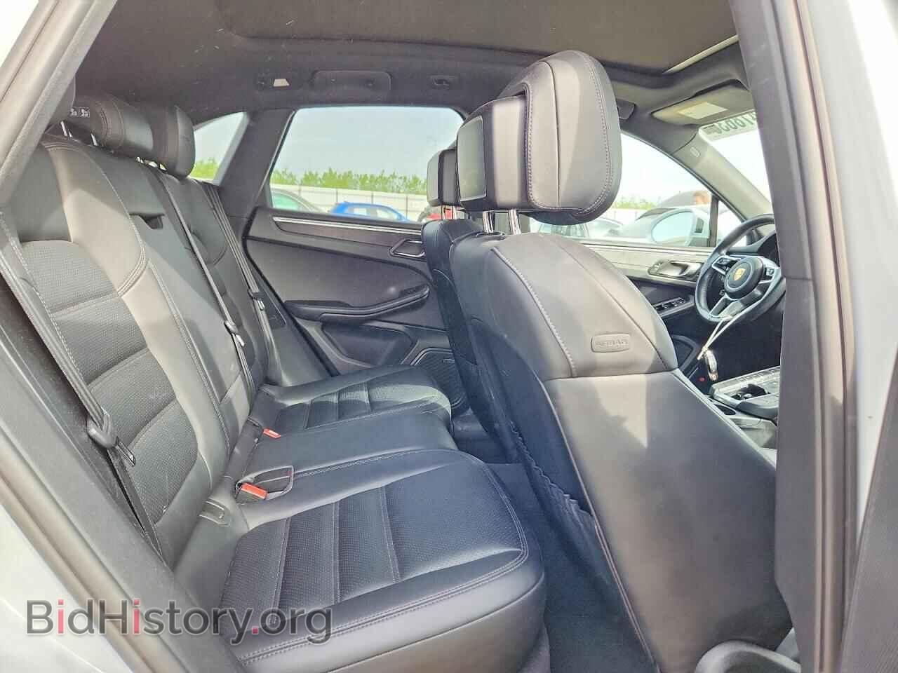 2017 PORSCHE MACAN - VIN: WP1AG2A52HLB53395 - Photo 11
