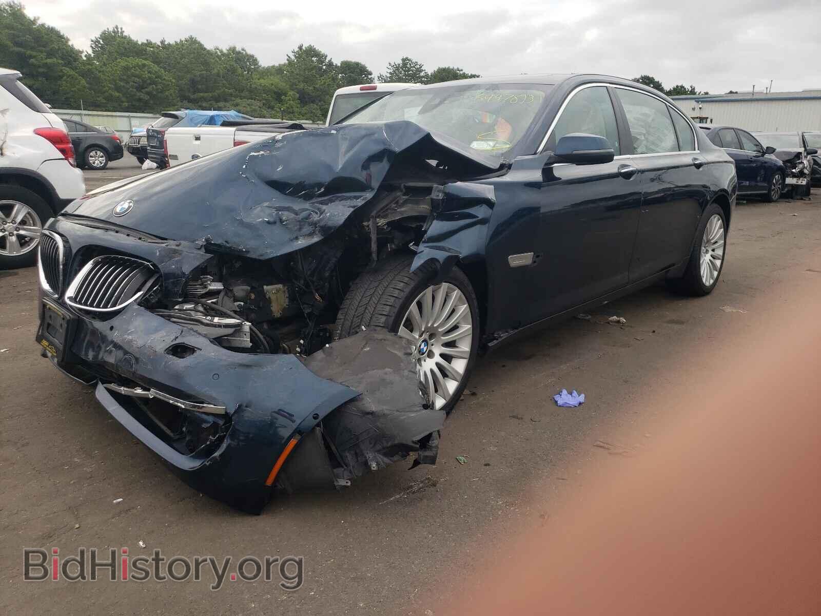 2013 BMW 7 SERIES - VIN: WBAYF4C56DDE23731 - Фото 2