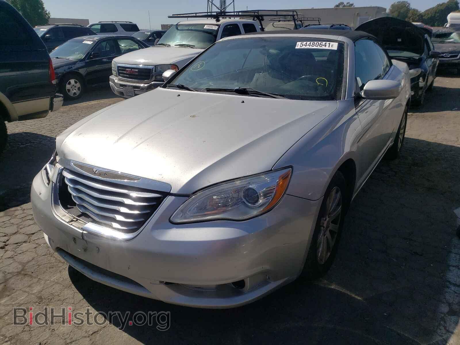 2012 CHRYSLER 200 - VIN: 1C3BCBEB4CN218962 - Фото 2