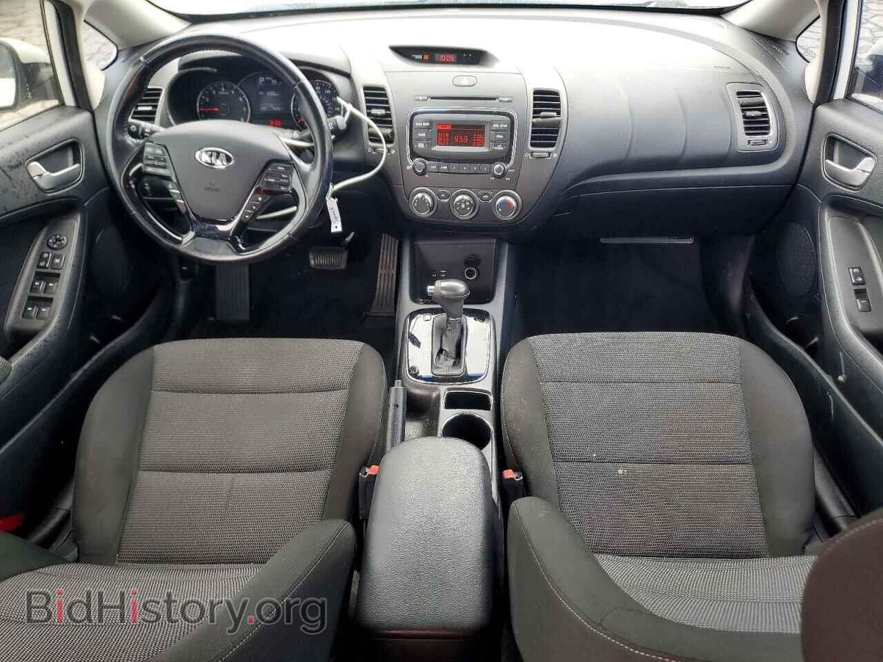2017 KIA FORTE - VIN: 3KPFK4A7XHE075136 - Фото 8
