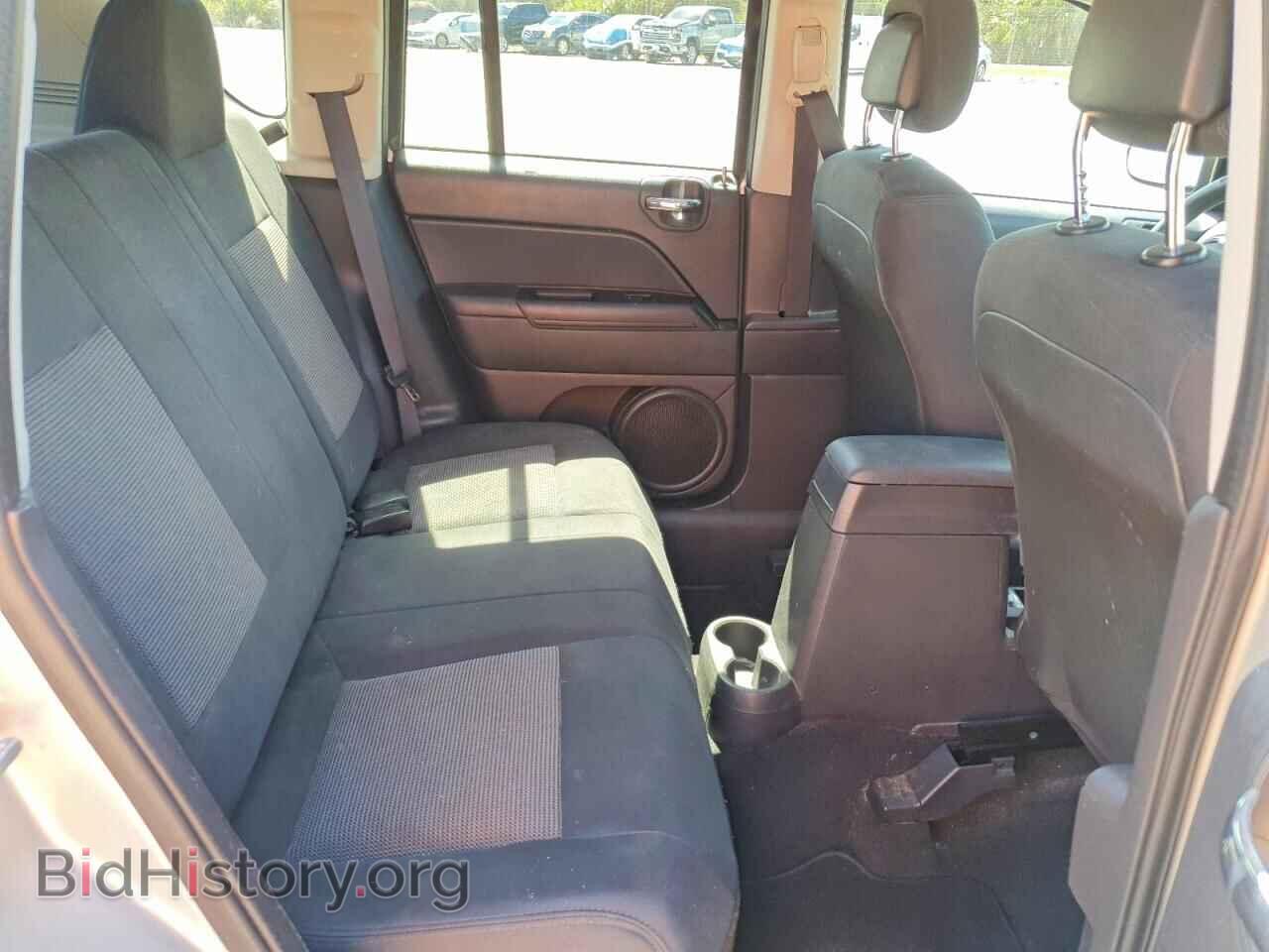 2012 JEEP COMPASS - VIN: 1C4NJDBB2CD576940 - Photo 11