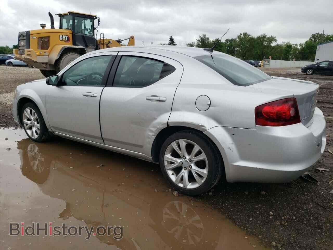 2011 DODGE AVENGER - VIN: 1B3BD4FB2BN608624 - Фото 2