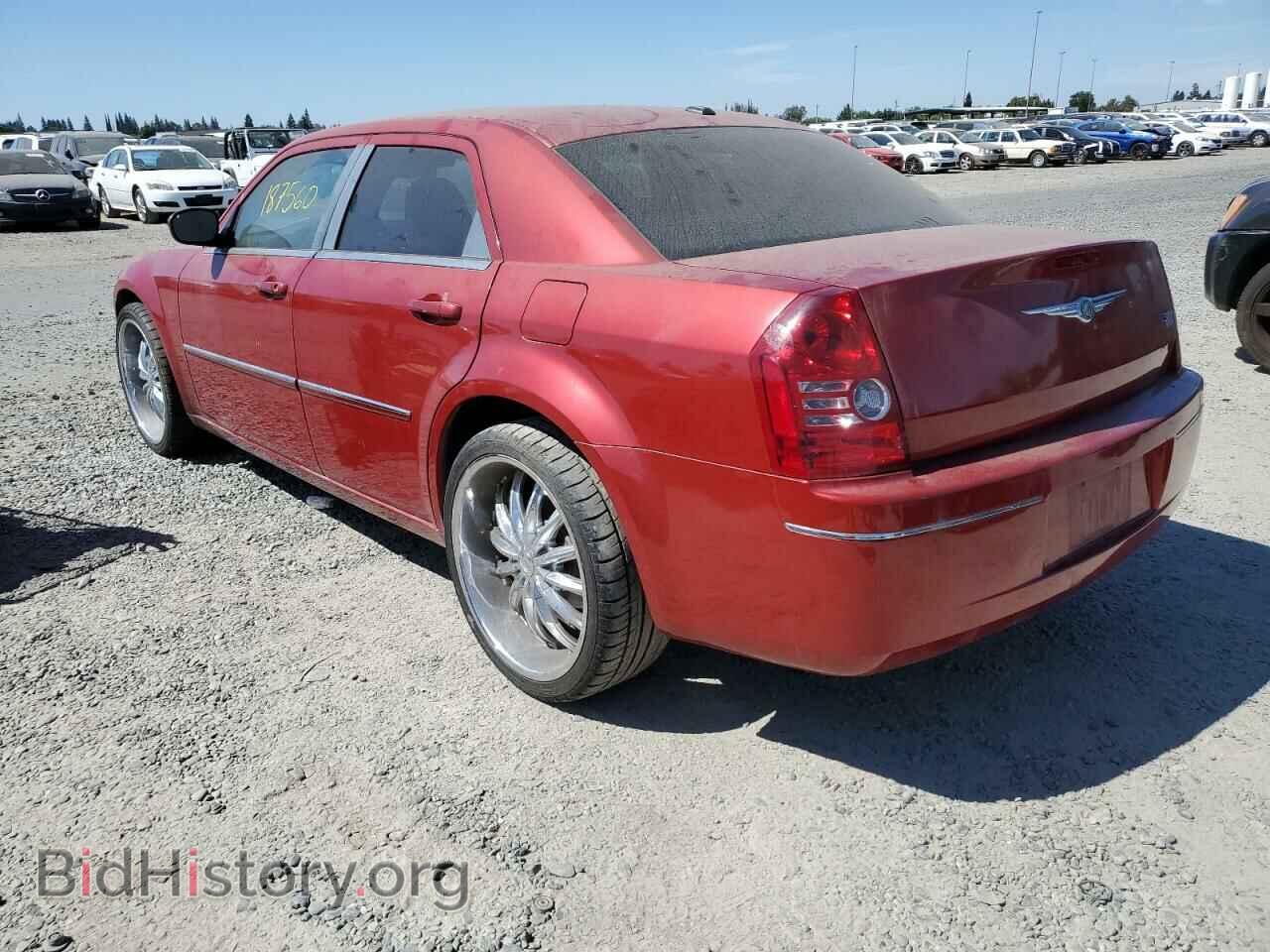 2009 CHRYSLER 300 - VIN: 2C3KA53VX9H607420 - Фото 3