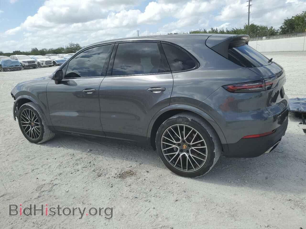 2021 PORSCHE CAYENNE - VIN: WP1AA2AY2MDA07577 - Photo 2