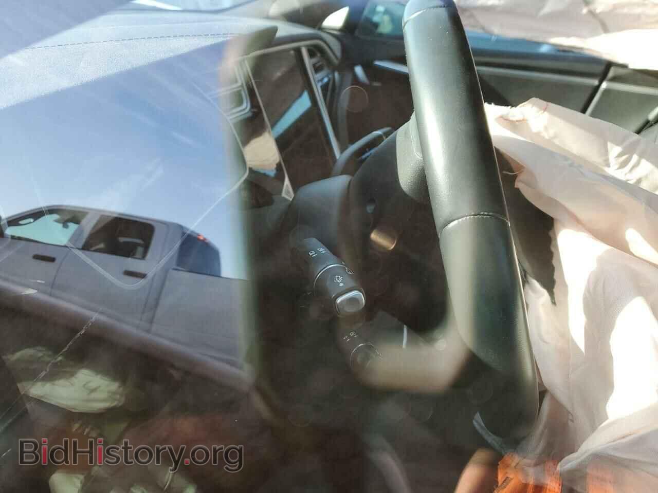 2016 TESLA MODEL S - VIN: 5YJSA1E2XGF162218 - Фото 9