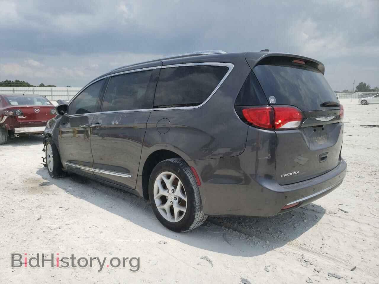 2017 CHRYSLER PACIFICA - VIN: 2C4RC1EG2HR550828 - Photo 2