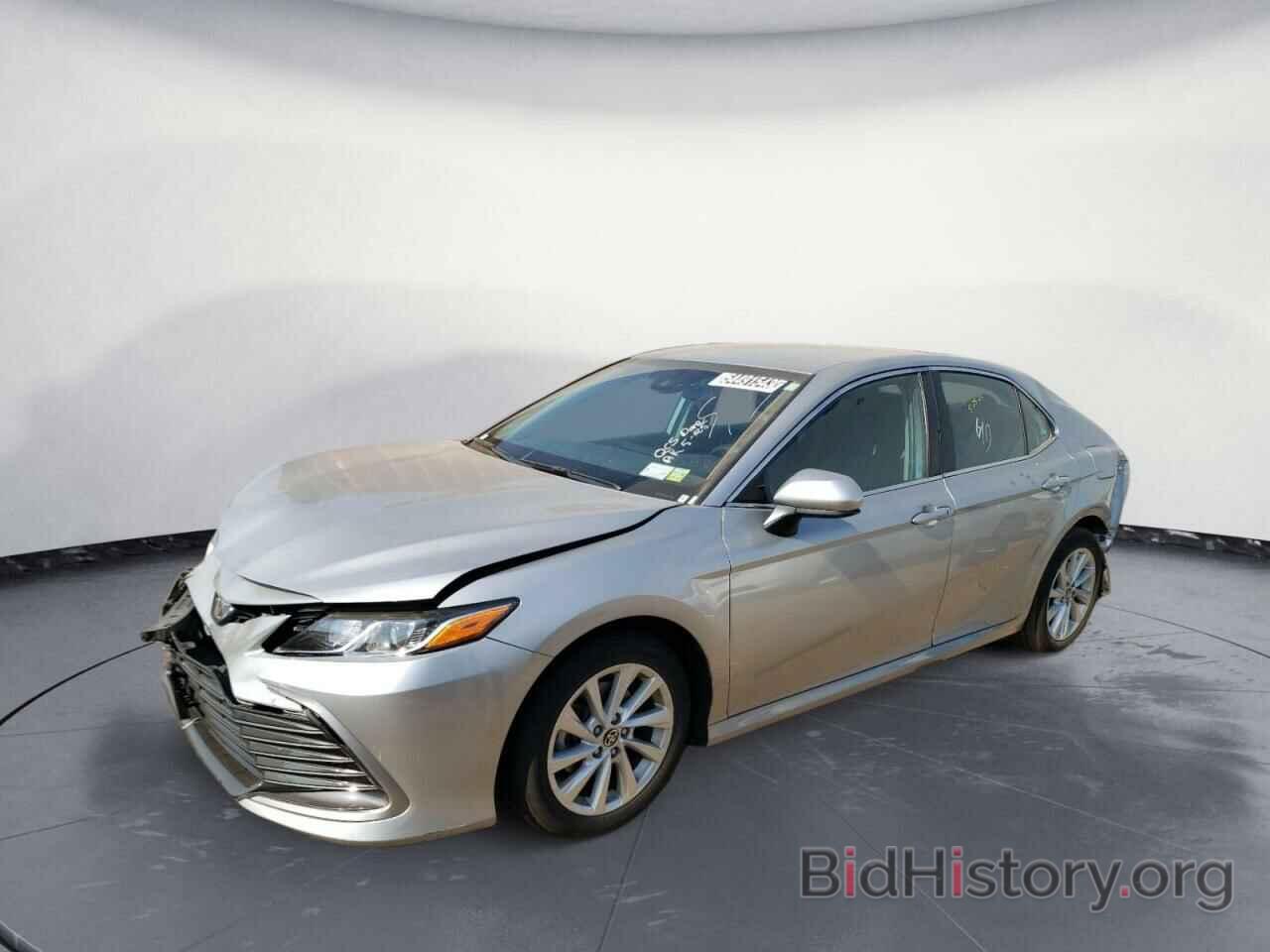 Photo 4T1C11AK4NU686779 - TOYOTA CAMRY 2022