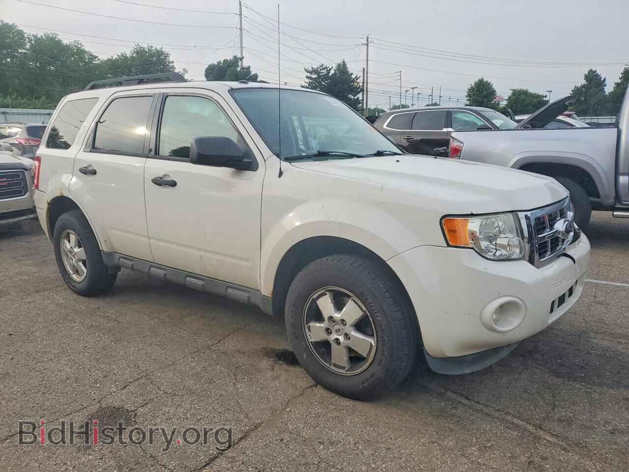 2011 FORD ESCAPE - VIN: 1FMCU0D78BKA06320 - Фото 4