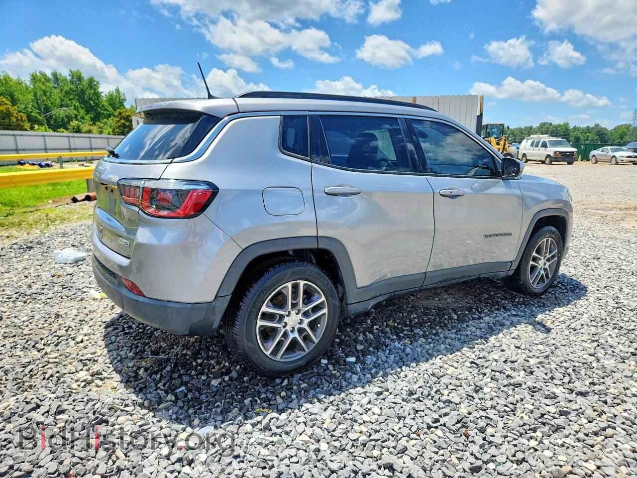 2020 JEEP COMPASS - VIN: 3C4NJCBB3LT243103 - Photo 3