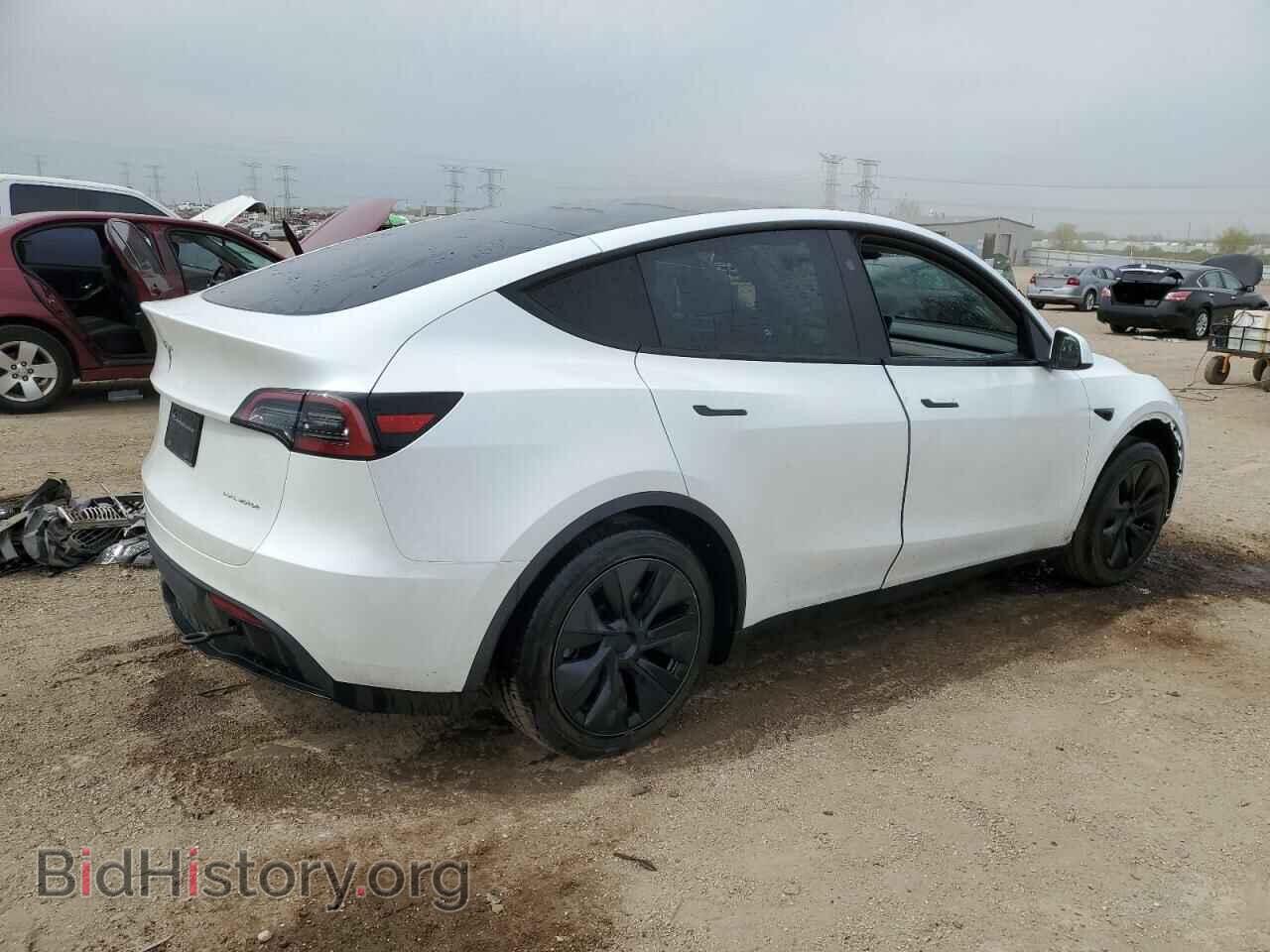 2024 TESLA MODEL Y - VIN: 7SAYGAEE2RF207192 - Фото 3